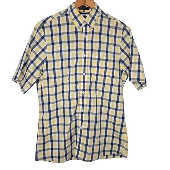 Nordstrom Mens Cotton Plaid Wrinkle Free Short Sleeve Button Shirt Size Medium - Picture 1 of 11